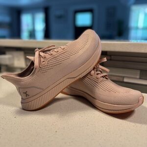 Flux Women's Size 10